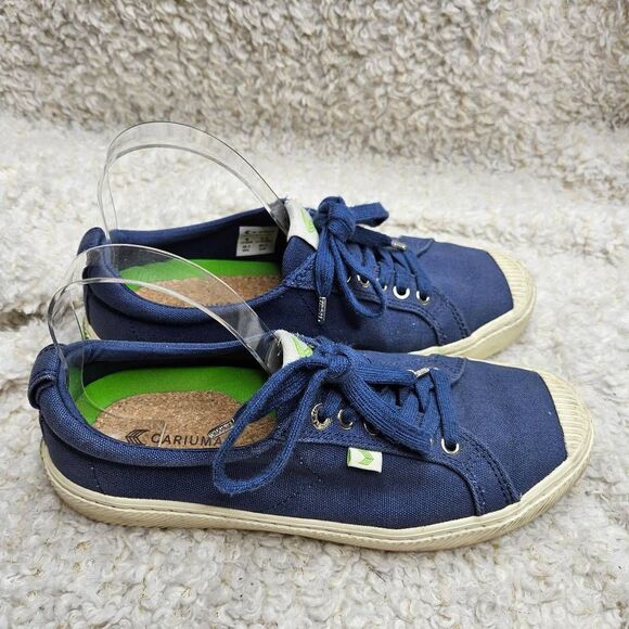 Cariuma OCA Navy Blue‎ Low Canvas Sneakers Womens sz 9.5 - Picture 1 of 10